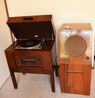 E.M.G  Gramophone DR-3 to DR-38